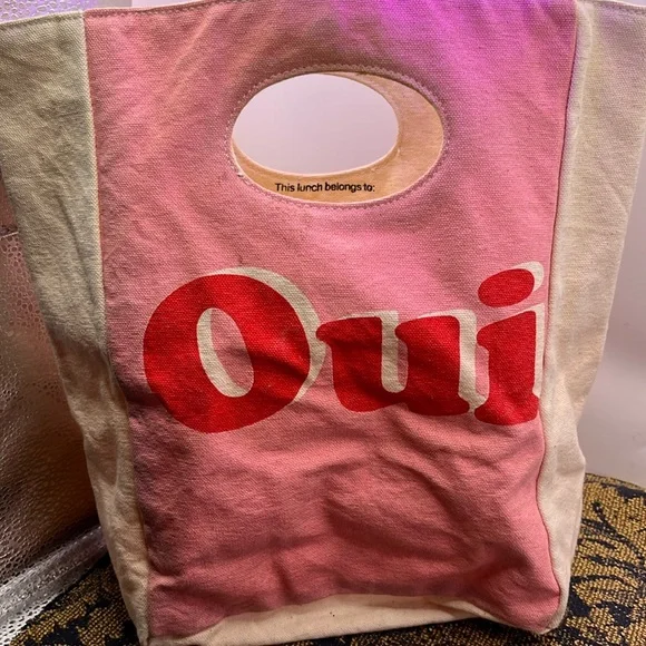 Fluf Organic Cotton Oui Reusable lunch bag with Waterproof Bottom - Picture 1 of 6